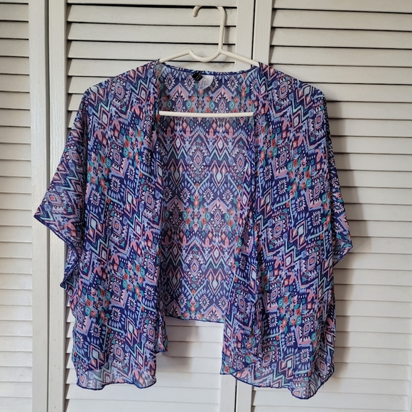 DIVIDED Patterned Short Kimono or Swim Cover Up, Size S - Picture 2 of 5
